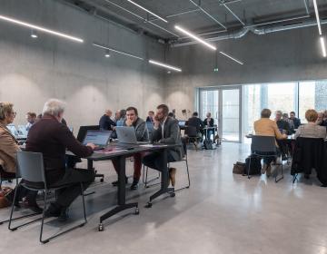 Agrandir l'image - fenêtre modale - Espace de réunion - Pôle Agglo21